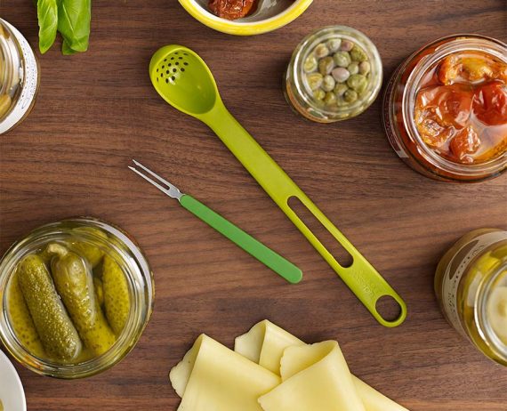 Joseph Joseph Scoop&Pick 2-piece Green Antipasti Set - Image 2