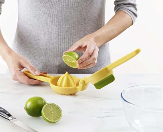 Joseph Joseph JuiceMax Dual-action Yellow Citrus Press - Image 4