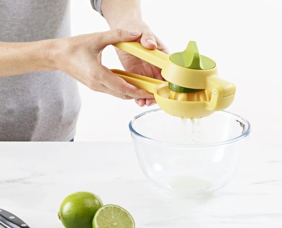Joseph Joseph JuiceMax Dual-action Yellow Citrus Press - Image 6