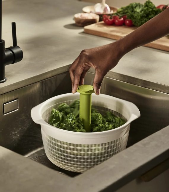 Joseph Joseph Spindola Green In-sink Salad-spinning Colander - Image 2
