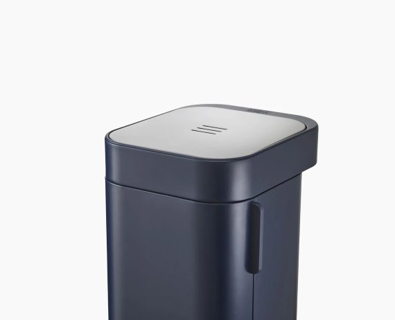 Joseph Joseph Porta 40L Easy-empty Blue Step Trash Can Starter Set - Image 5