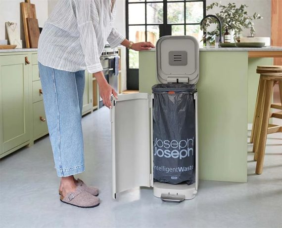 Joseph Joseph Porta 40L Easy-empty Gray Step Trash Can Starter Set - Image 4