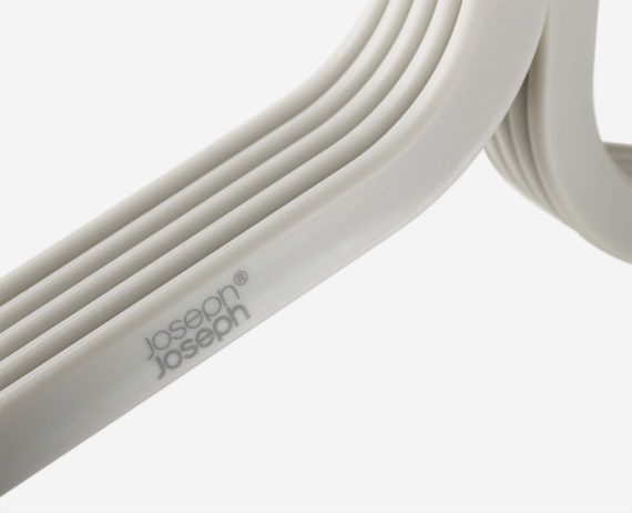 Joseph Joseph Orderly Set of 5 Anti-tangle Ecru Clothes Hangers - Image 7