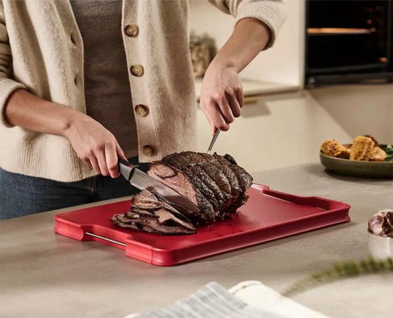 Joseph Joseph Cut&Carve Plus Multi-function Red Cutting Board - Image 2