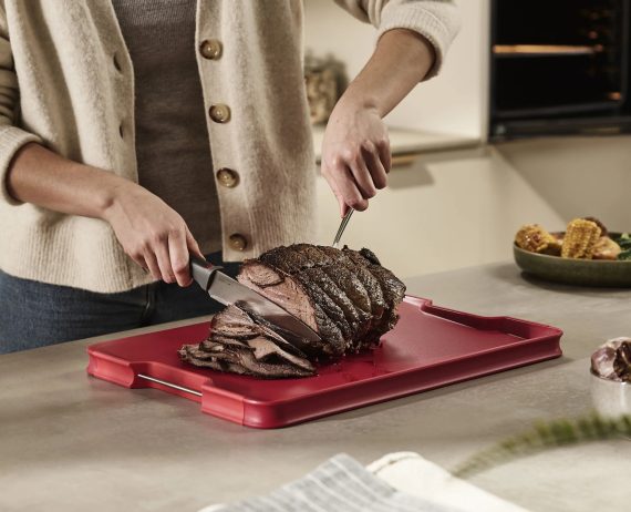 Joseph Joseph Cut&Carve Plus Multi-function Red Cutting Board - Image 3