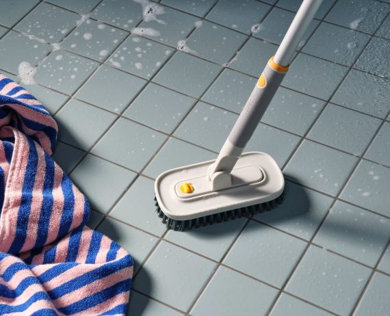 Joseph Joseph CleanTech 2-in-1 Tile Scrubber Tool with Extension Pole - Image 5