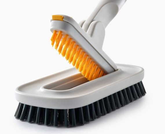 Joseph Joseph CleanTech 2-in-1 Tile Scrubber Tool with Extension Pole - Image 6