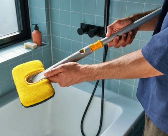Joseph Joseph CleanTech Telescopic Extension Pole - Image 5