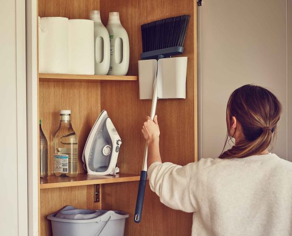 Joseph Joseph CleanStore Blue Wall-mounted Broom - Image 5