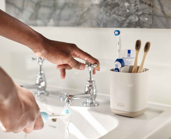 Joseph Joseph EasyStore Matt Ecru Toothbrush Holder - Image 3