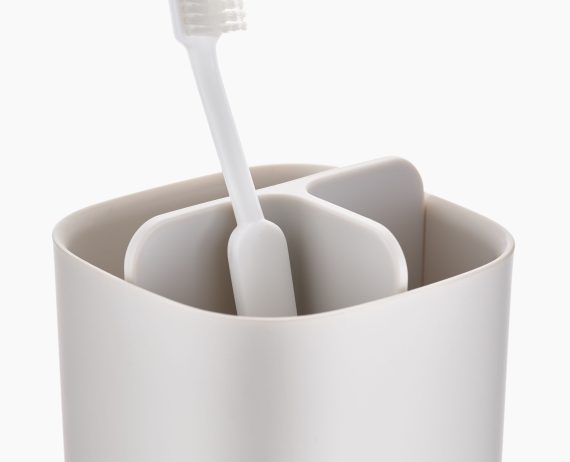 Joseph Joseph EasyStore Matt Ecru Toothbrush Holder - Image 4