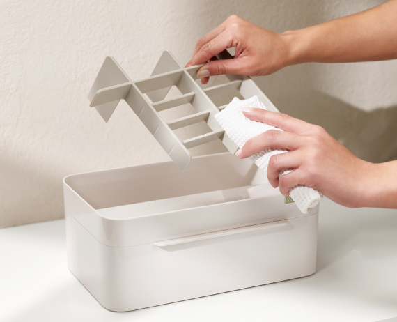 Joseph Joseph Viva Large Cosmetic Organizer with Removable Mirror - Image 8