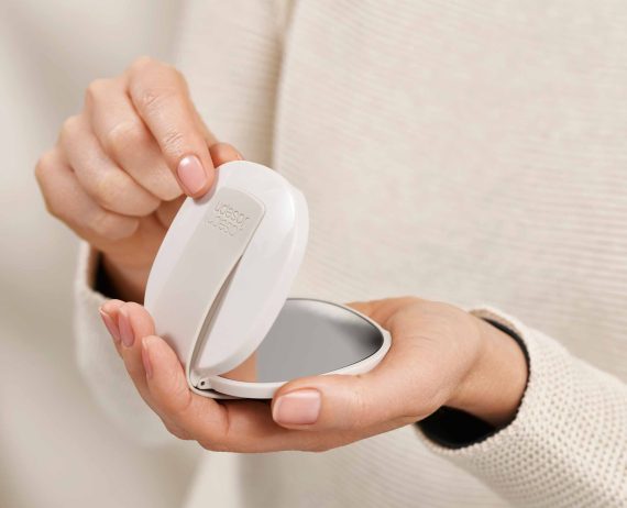 Joseph Joseph Viva 2-in-1 Compact Magnifying Mirror - Image 3