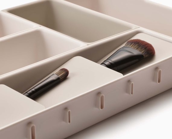 Joseph Joseph Viva 7-piece Makeup Drawer Organizer Set - Image 4