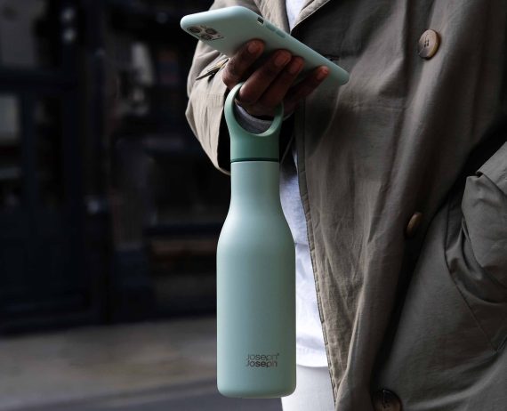 Joseph Joseph Loop 500ml Stainless-steel Green Vacuum Insulated Water Bottle - Image 3