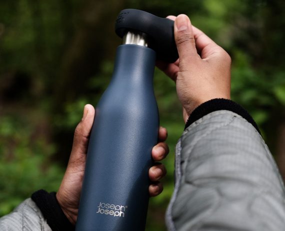 Joseph Joseph Loop 500ml Stainless-steel Blue Vacuum Insulated Water Bottle - Image 2