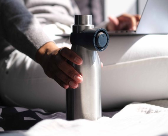 Joseph Joseph Loop 500ml Stainless-steel Vacuum Insulated Water Bottle - Image 3