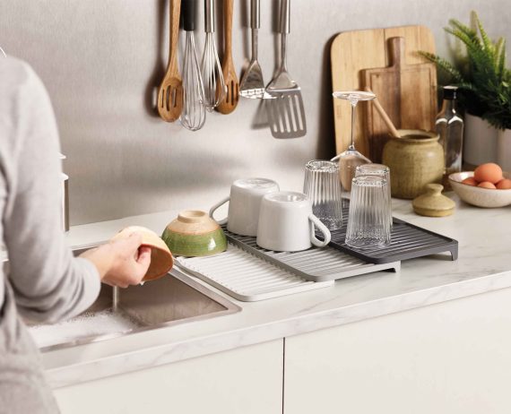 Joseph Joseph Tier Gray Expandable Draining Board - Image 3