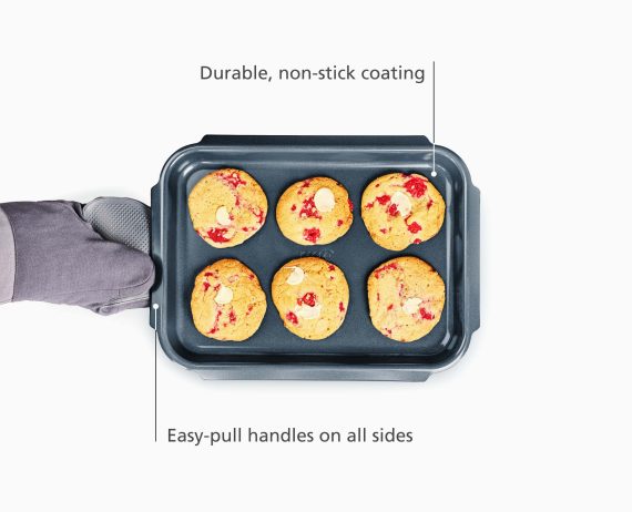 Joseph Joseph Nest Bake Non-Stick Large Blue Baking Sheet - Image 4