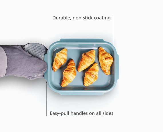 Joseph Joseph Nest Bake Non-Stick Small Blue Baking Sheet - Image 4