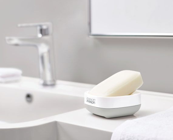 Joseph Joseph Slim Compact Light Gray Soap Dish - Image 3