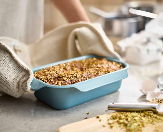 Joseph Joseph Nest Bake Non-Stick Blue 2lb Loaf Pan - Image 3
