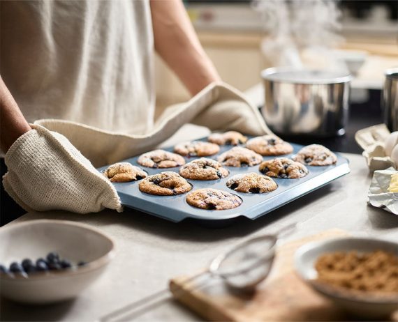 Joseph Joseph Nest Bake Non-Stick 12 Cup Blue Muffin Pan - Image 2